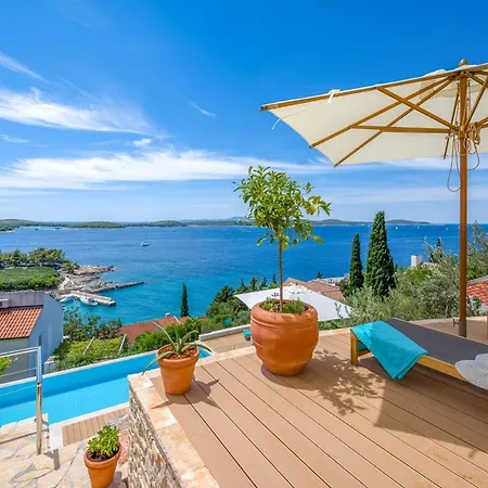 Hvar Sleeps 14 Pool Air Con Wifi Hvar Town