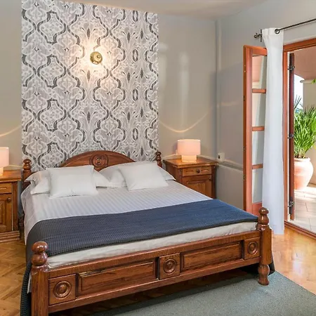 Hvar Sleeps 14 Pool Air Con Wifi * Hvar Town